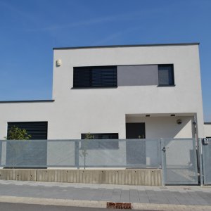 NÍZKOENERGETICKÝ RD HAINBURG /A/ 