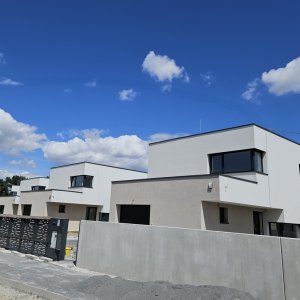 KRÁLOVÁ PRI SENCI 9RD